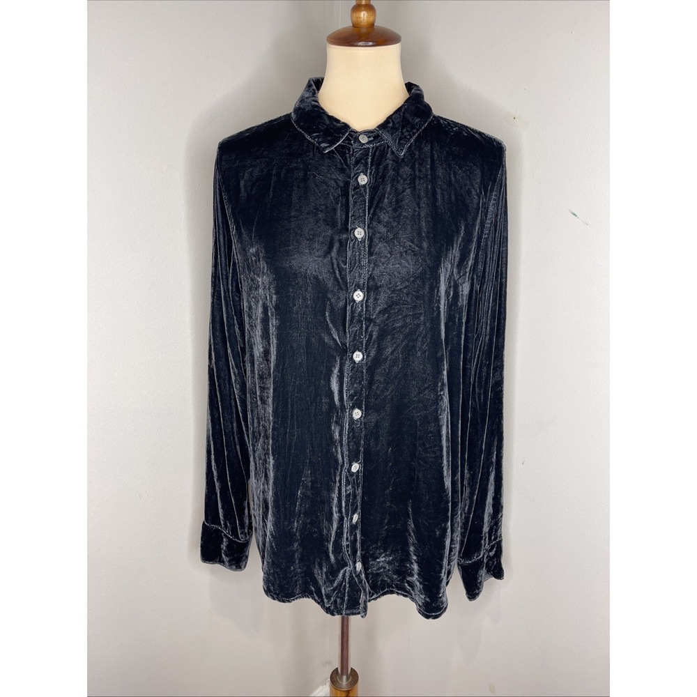 CP SHADES black rayon silk velvet button up long sleeve shirt Large